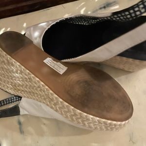 Tommy Hilfiger wedge peep toe shoes